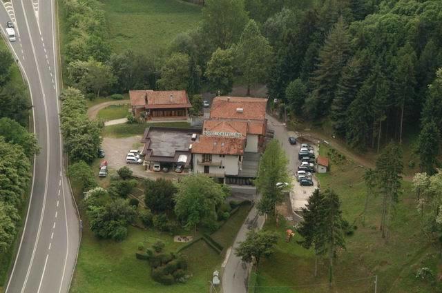 Albergo Il Castellino Darfo Boario Terme Bagian luar foto