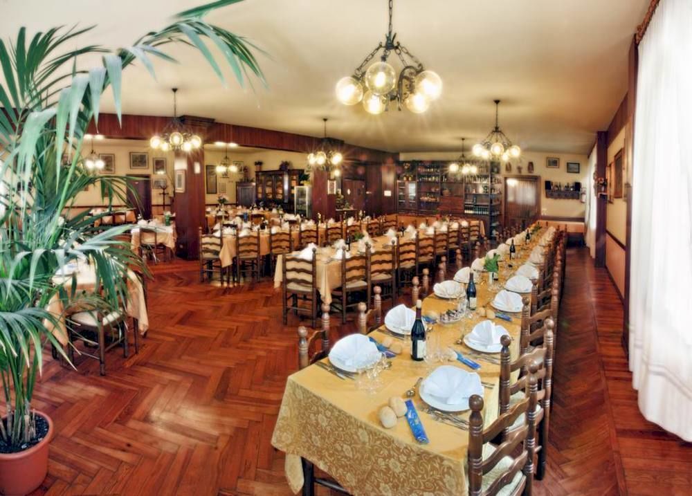 Albergo Il Castellino Darfo Boario Terme Bagian luar foto