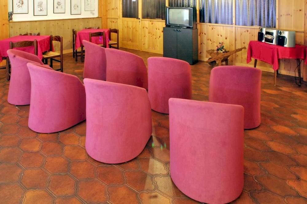 Albergo Il Castellino Darfo Boario Terme Bagian luar foto