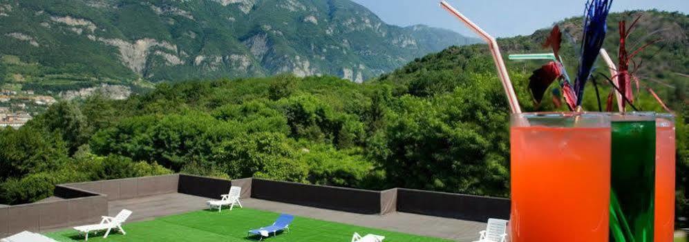 Albergo Il Castellino Darfo Boario Terme Bagian luar foto